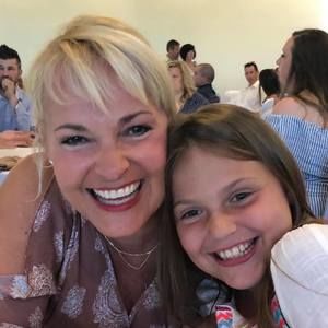 Meet your Posher, Dana